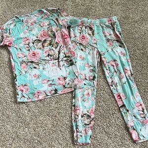 Posh peanut pajama set